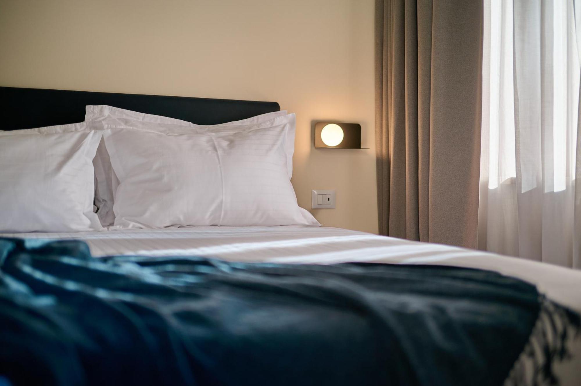 Central Heritage Hotel Спліт Екстер'єр фото