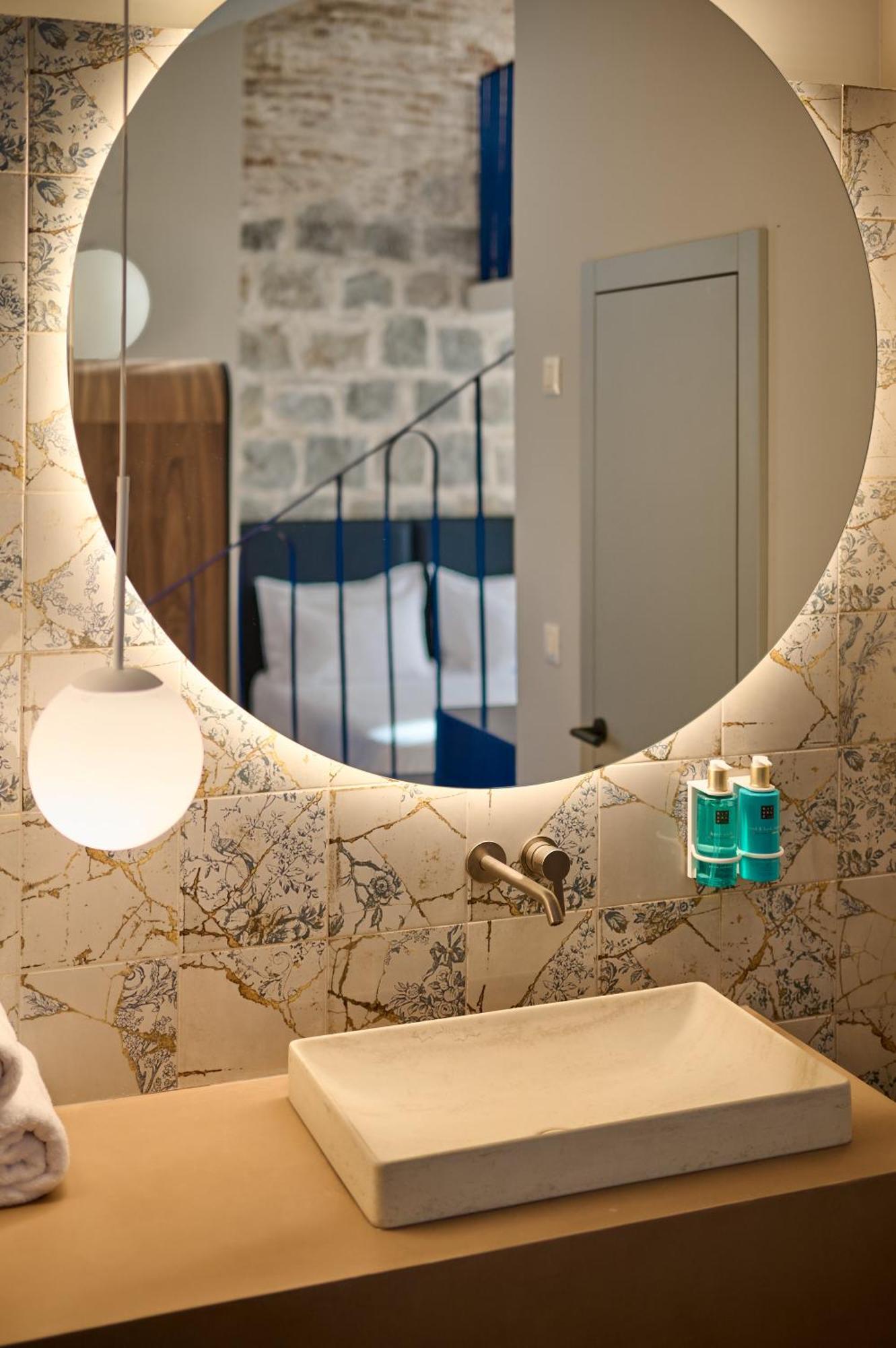 Central Heritage Hotel Спліт Екстер'єр фото